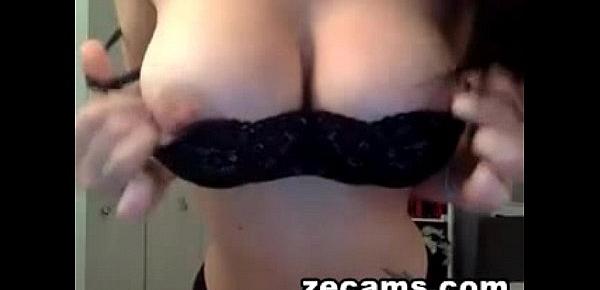 Chubby brunette teen live on cams
